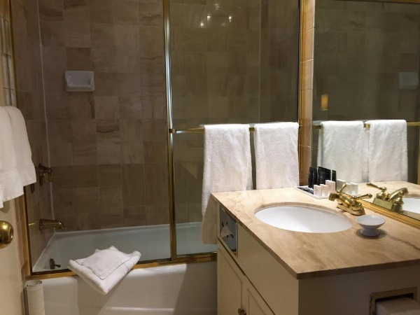 Kensington Park Hotel image 21